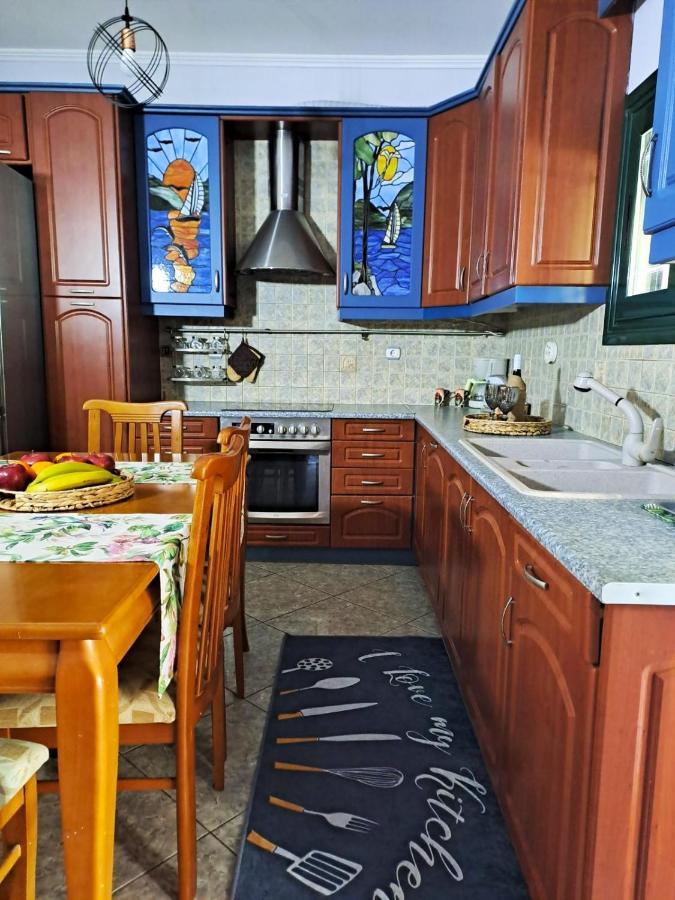 Evelina 1 Appartement Lixouri Buitenkant foto